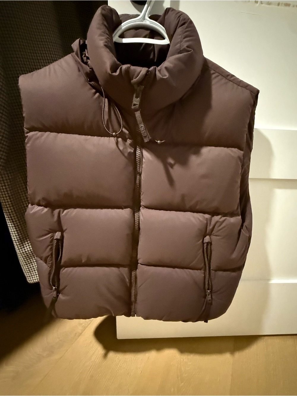 TNA Women’s Mega Puff Vest in Dark Brown